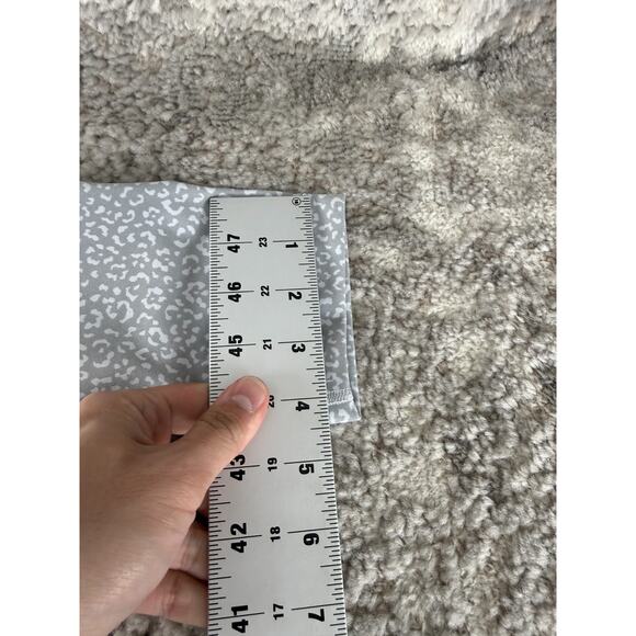 Lululemon Sz 6 Abstract Floral Print Casual Leggings Gray Pants Pull On Stretch - Picture 7 of 9